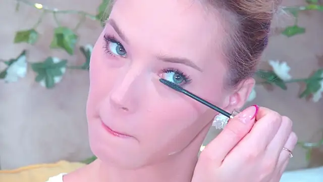 Snapshot of GentleRossi chatting on 03.24.26 GentleRossi online show from 03.24.26