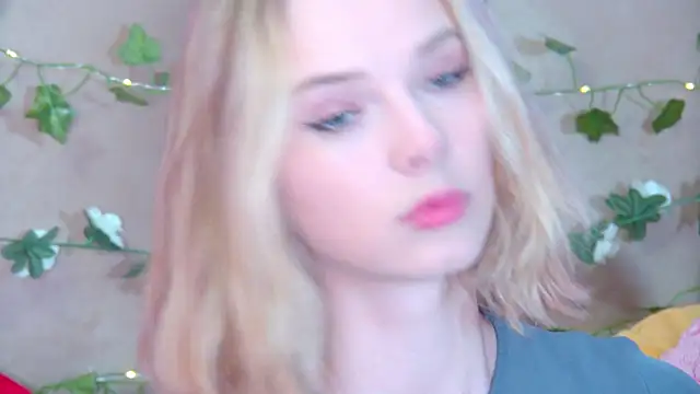 Snapshot of GentleRossi chatting on 03.31.26 GentleRossi online show from 03.31.26