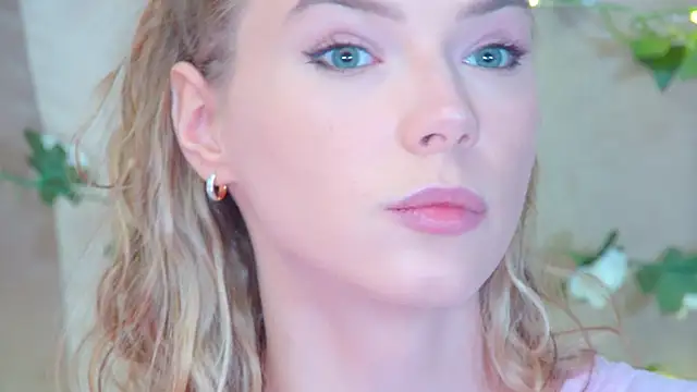 Snapshot of GentleRossi chatting on 04.11.26 GentleRossi online show from 04.11.26