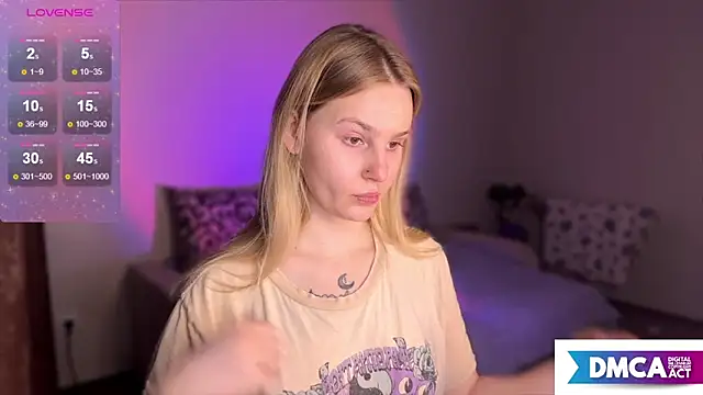 Snapshot of Chanel_Gill chatting on 12.21.24 Chanel Gill online show from 12.21.24