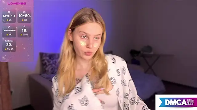 Snapshot of Chanel_Gill chatting on 12.22.24 Chanel Gill online show from 12.22.24