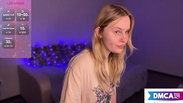 Snapshot of Chanel_Gill chatting on 01.04.25 Chanel Gill online show from 01.04.25