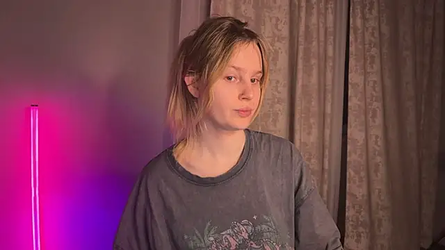 Snapshot of Chanel_Gill chatting on 01.13.25 Chanel Gill online show from 01.13.25