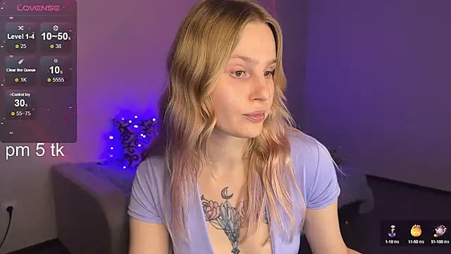 Snapshot of Chanel_Gill chatting on 02.03.25 Chanel Gill online show from 02.03.25