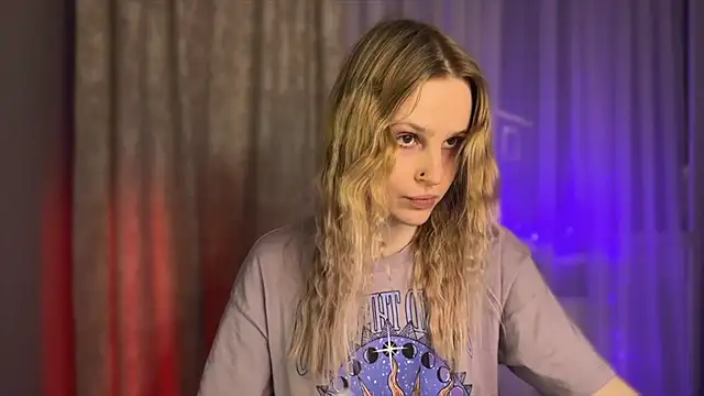 Snapshot of Chanel_Gill chatting on 02.07.25 Chanel Gill online show from 02.07.25