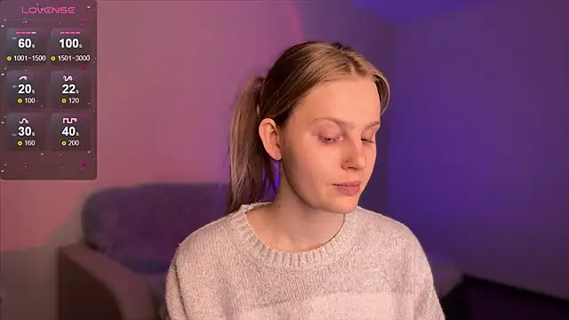 Snapshot of Chanel_Gill chatting on 02.23.25 Chanel Gill online show from 02.23.25