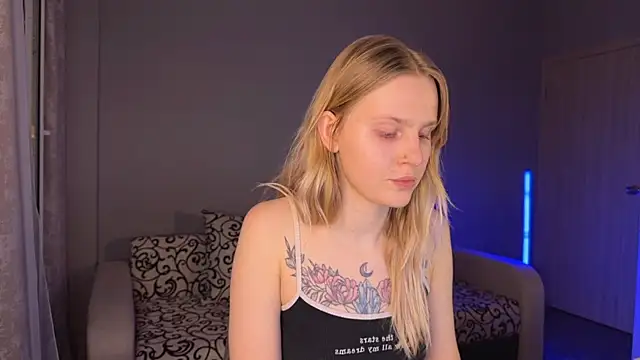 Snapshot of Chanel_Gill chatting on 03.14.25 Chanel Gill online show from 03.14.25