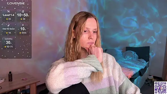 Snapshot of Chanel_Gill chatting on 10.02.25 Chanel Gill online show from 10.02.25