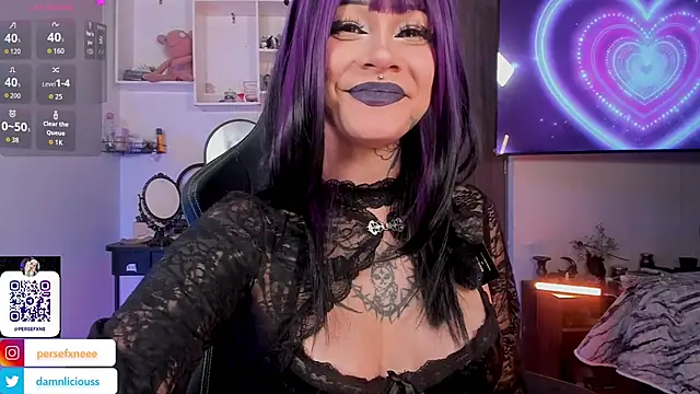 Snapshot of damnliciousss chatting on 10.17.25 damnliciousss online show from 10.17.25