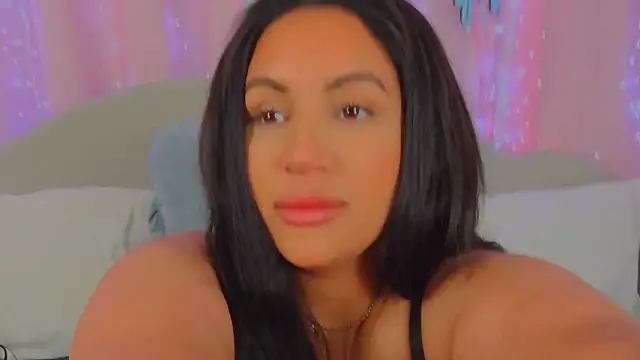 MeghanXO online show from 12.03.24