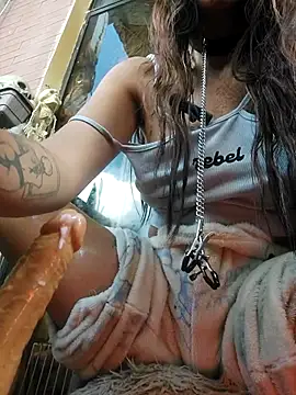 Snapshot of k_lebannon chatting on 10.30.25 k lebannon online show from 10.30.25