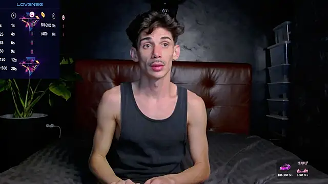 DanielCrush1 online show from 11.04.25