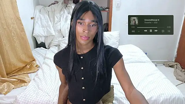 Snapshot of CocoChannelll chatting on 04.06.26 CocoChannelll online show from 04.06.26