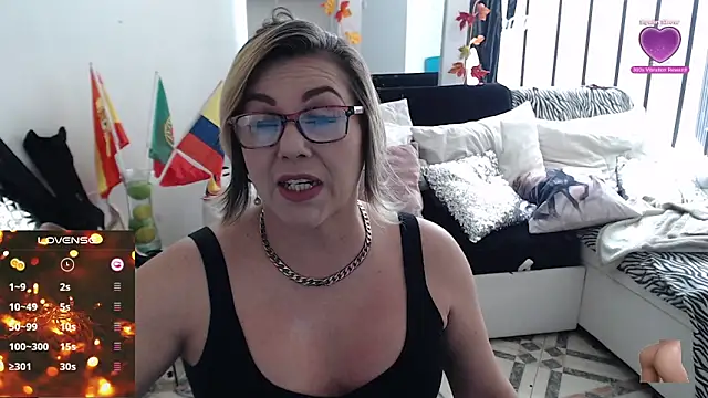 Myrnasexxx online show from 02.07.25