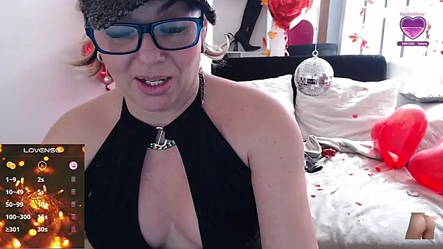 Myrnasexxx online show from 02.15.25