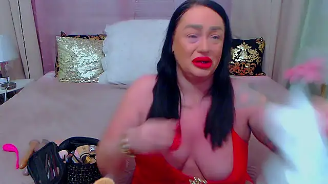 BustyVicky online show from 01.11.25