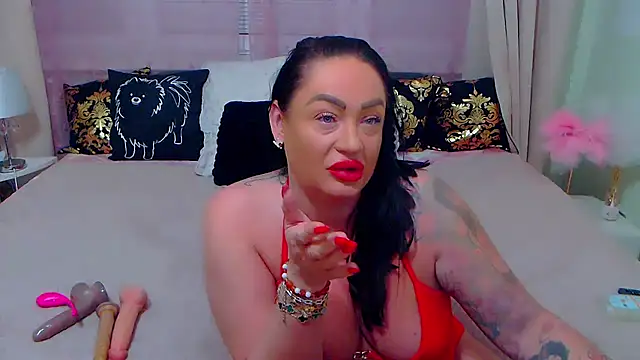 BustyVicky online show from 01.22.25