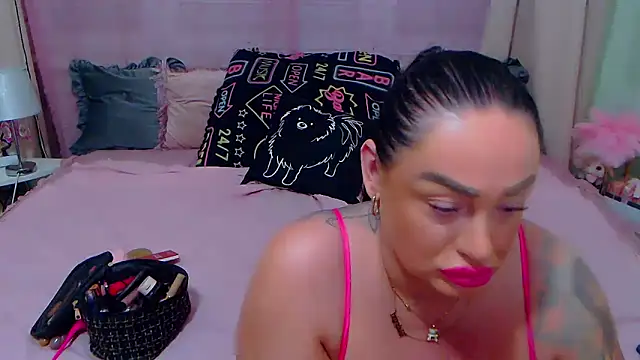 BustyVicky online show from 03.20.25