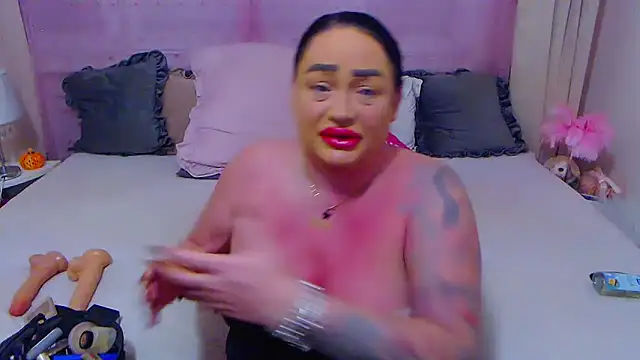 BustyVicky online show from 10.04.25