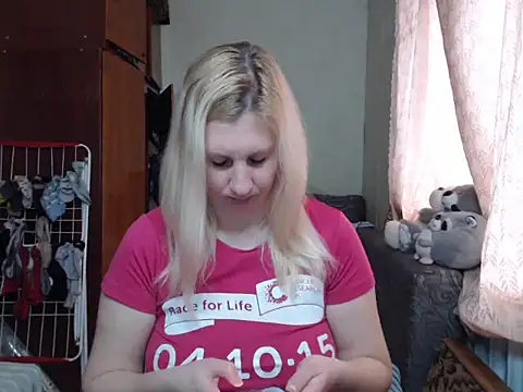 BustyBlond online show from 01.13.25
