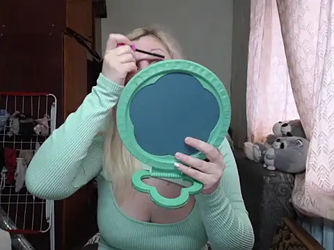 BustyBlond online show from 01.14.25
