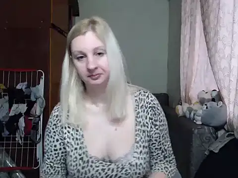 BustyBlond online show from 01.31.25
