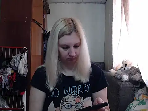 BustyBlond online show from 02.11.25