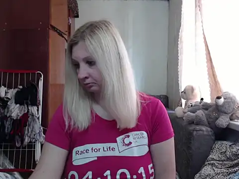 BustyBlond online show from 02.13.25
