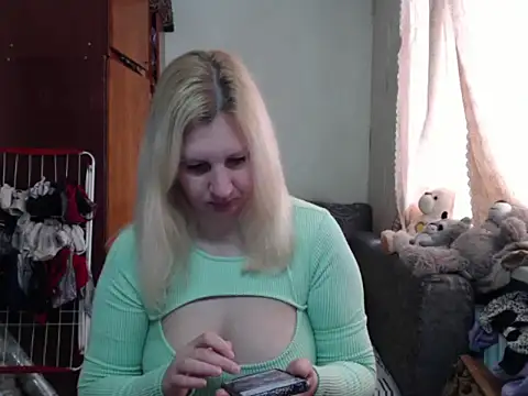 BustyBlond online show from 02.15.25