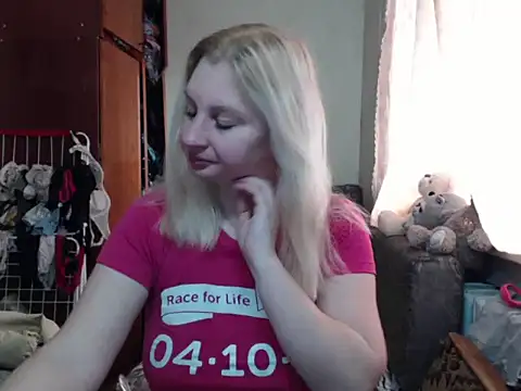 BustyBlond online show from 03.06.25