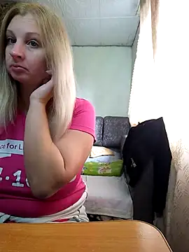 BustyBlond online show from 10.12.25