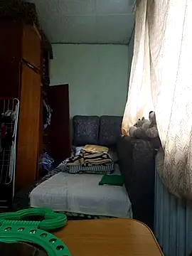 BustyBlond online show from 10.18.25