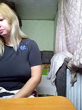 BustyBlond online show from 10.25.25