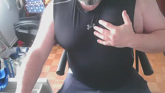 mikeyhotbear online show from 01.13.25