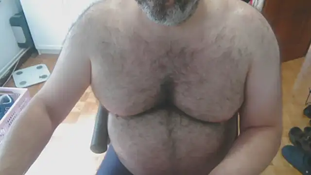 mikeyhotbear online show from 06.01.26