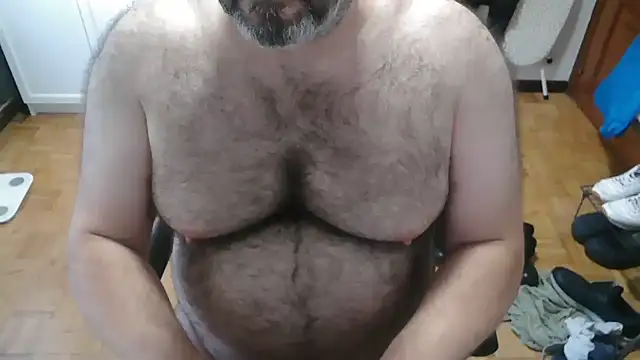 mikeyhotbear online show from 07.05.26