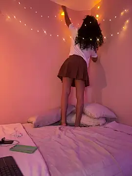 GabriSaenz online show from 12.11.24