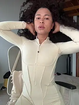 GabriSaenz online show from 04.21.26