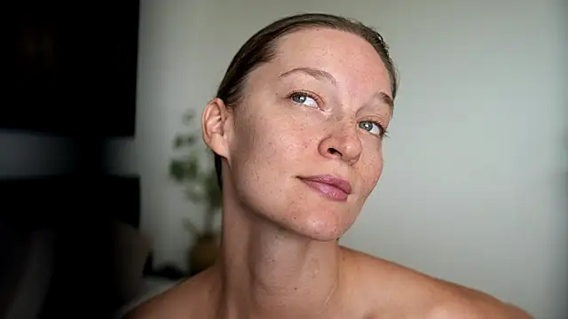 Snapshot of Special___ chatting on 02.12.26 Special online show from 02.12.26