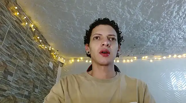 Snapshot of omar_alurba chatting on 03.09.25 omar alurba online show from 03.09.25