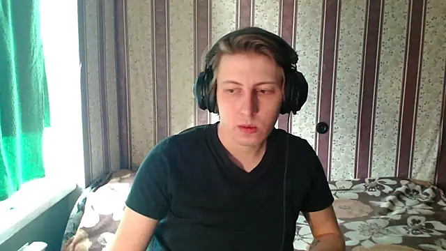 darienlarge online show from 10.23.25