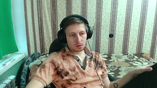 darienlarge online show from 11.07.25