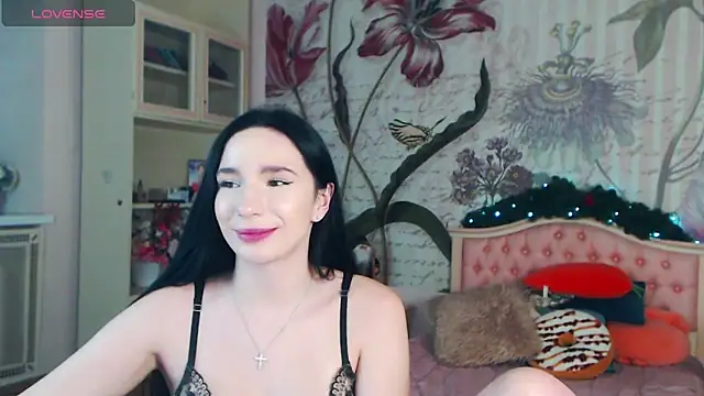 Snapshot of AliciaBow chatting on 01.21.25 AliciaBow online show from 01.21.25