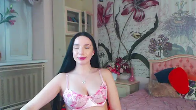 Snapshot of AliciaBow chatting on 02.22.25 AliciaBow online show from 02.22.25