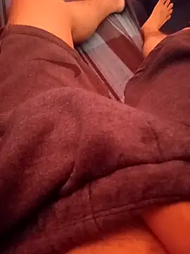 Snapshot of JOHN_GOSTOSO chatting on 10.23.25 JOHN GOSTOSO online show from 10.23.25