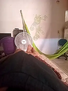 Snapshot of JOHN_GOSTOSO chatting on 12.01.25 JOHN GOSTOSO online show from 12.01.25