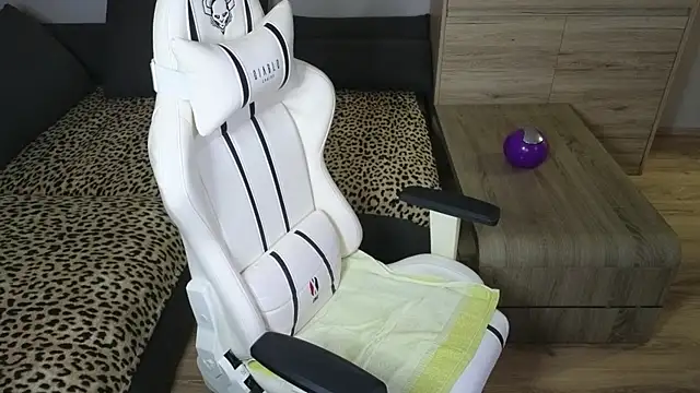 MolligSpielle online show from 01.26.25