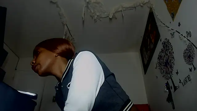 Snapshot of Devill_x chatting on 01.15.26 Devill x online show from 01.15.26