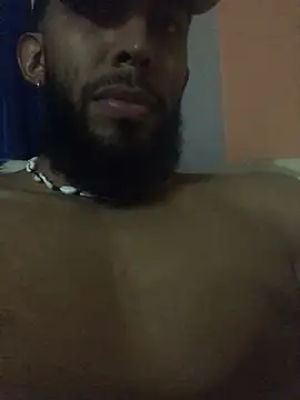 Snapshot of Alessandro__Rossi chatting on 03.18.25 Alessandro Rossi online show from 03.18.25