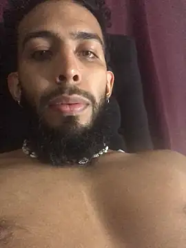 Snapshot of Alessandro__Rossi chatting on 03.22.25 Alessandro Rossi online show from 03.22.25